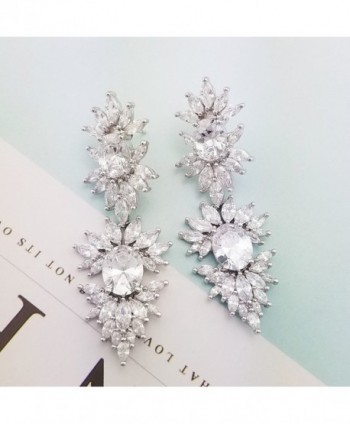 SELOVO Cluster Pierced Earrings Crystal