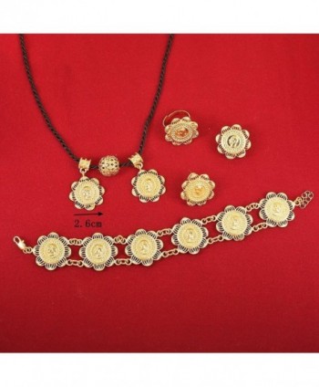 Gold Classic Pendant Bracelet Jewelry